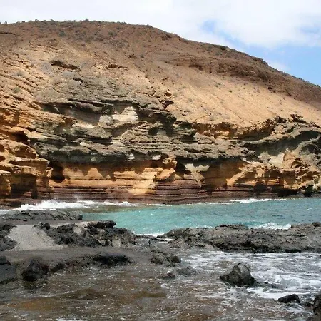 Oasis Del Silencio: Piscinas, Sol Y Playa * Costa Del Silencio